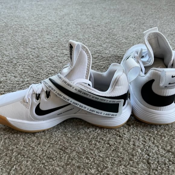 Nike React Hyperset Volleyball Shoes - Picture 3 of 4
